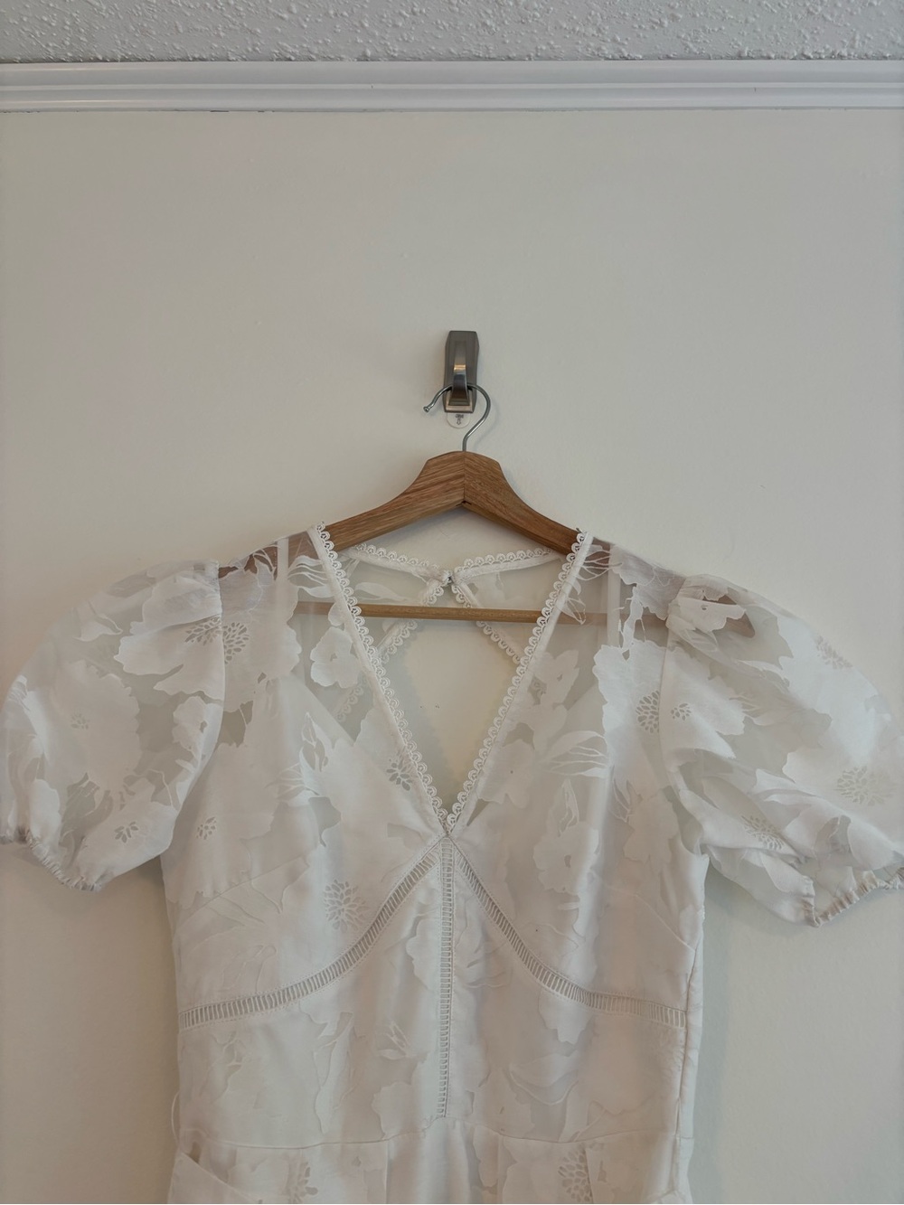 Lipsy White Lace V-Neck Midi Dress with Belt - Picture 5 of 12